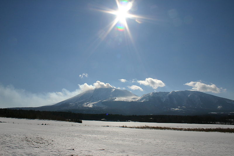 File:Mt.Asama (From onioshidashi).jpg