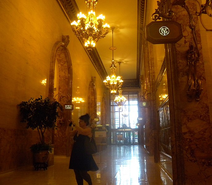 File:NY Central bldg west lobby jeh.jpg