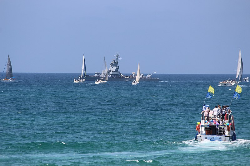 File:Naval Sail By By on Tel Aviv Beach 2018 IMG 7858.JPG