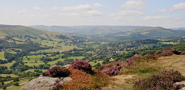 Image: Near Hathersage, Peak District 8 (cropped, edited)