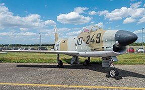 North American F-86K "Sabre" MHM Gatow.jpg