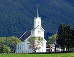 Oppstryn kyrkjestad