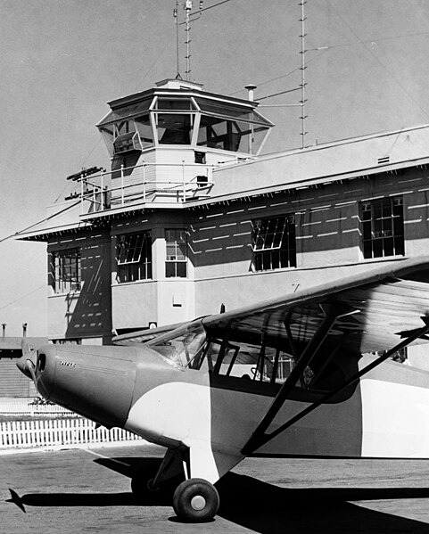 File:Orange County Airport tower, 1950s.jpg