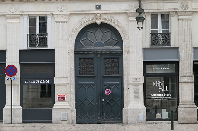 File:Orléans - 9 rue Jeanne-d'Arc 01.jpg