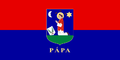 Official flag of Pápa, Hungary which includes the coat of arms and the name of the town Pápa hivatalos zászlaja, amely magában foglalja a város címerét és nevét