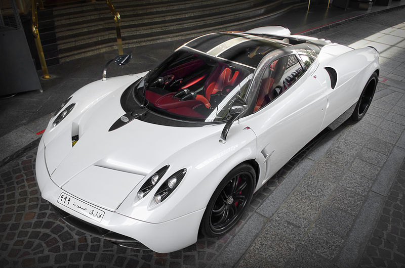 File:Pagani Huayra Beverly Hills (8933429204).jpg