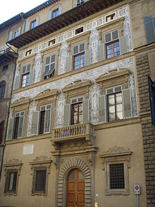 Facade of Palazzo Nasi with graffito. Palazzo nasi 01.JPG