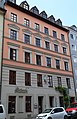 Pestalozzistraße 8; Mietshaus, klassizistische Renaissance, reich gegliedert, 1877–78 von Josef Hönig. This is a picture of the Bavarian Baudenkmal (cultural heritage monument) with the ID D-1-62-000-5220 (Wikidata)