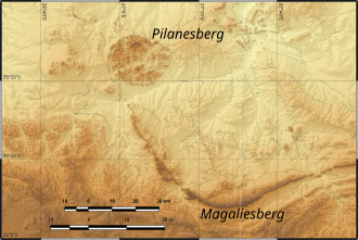 Topographic map showing Pilanesberg in relation to the Magaliesberg PilanesbergTopography.svg