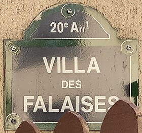 Voir la plaque.