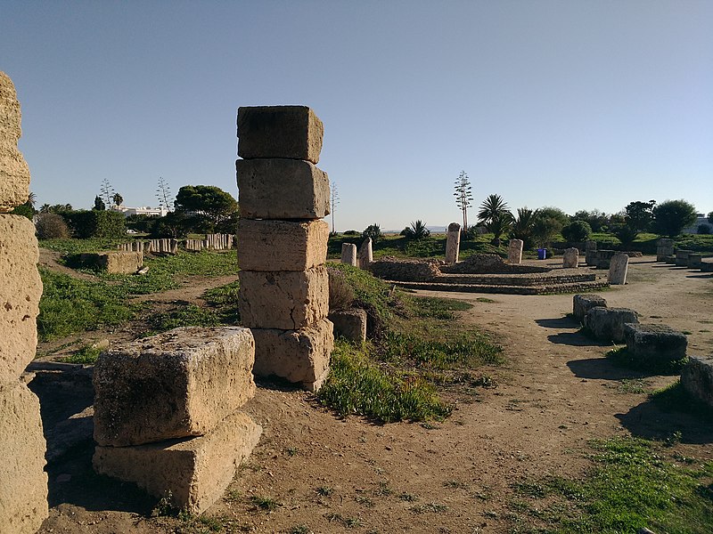 File:Ports puniques de Carthage 53.jpg