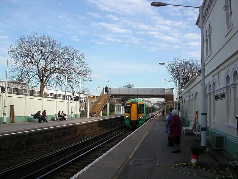 File:Portslade Station 11.jpg