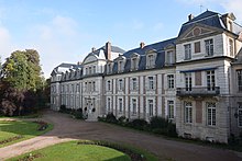 Préfecture de Beauvais, Abbaye Saint-Quentin 07.JPG