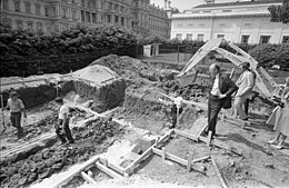 The pool under construction in May 1975 President Ford Surveying the Construction Site of the New White House Swimming Pool - NARA - 12082683.jpg