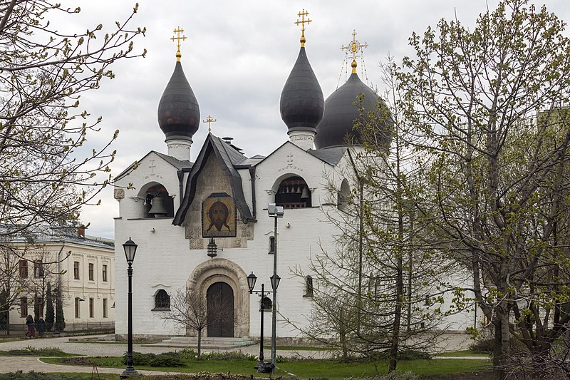 File:Protection of the Theotokos Church Marfo-Mariinsky Convent Ordynka Bol Str 34 str 13 2016-04-19 2595.jpg