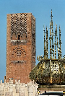 Rabat Hassan tower 1995.jpg