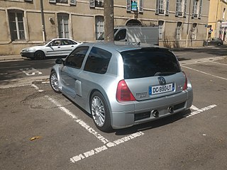 Renault Clio V6 (24582835497)