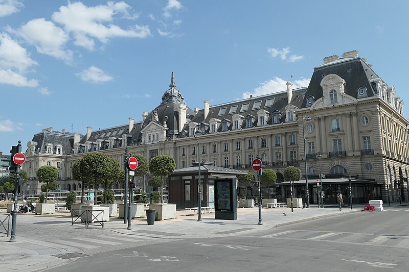 File:Rennes - palais du Commerce 01.jpg