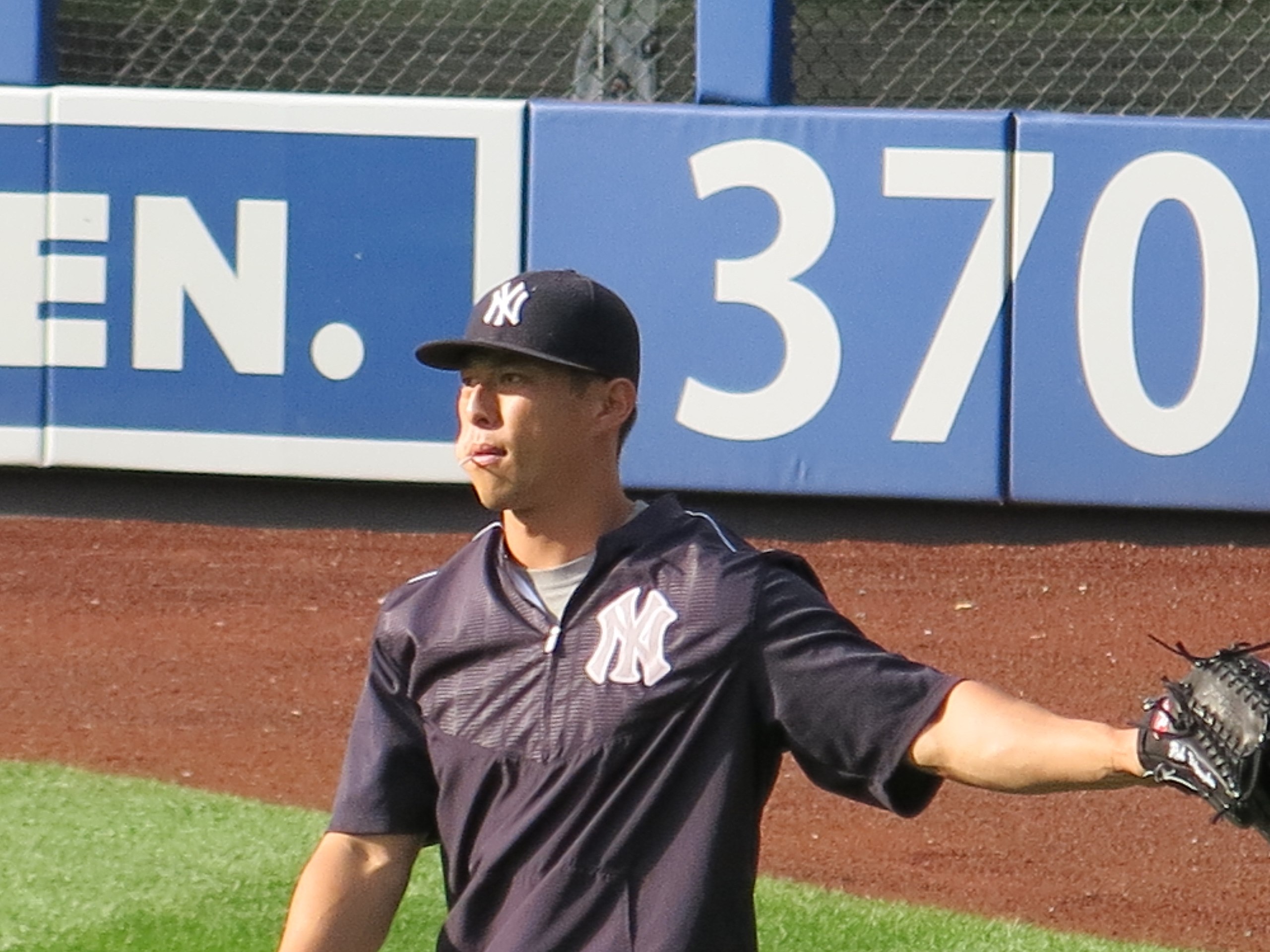 File:Rob Refsnyder with the Saint Paul Saints on May 7, 2021 (cropped).jpg  - Wikipedia