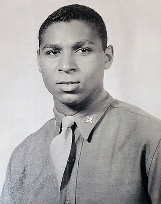 <span class="mw-page-title-main">Robert Martin (aviator)</span> Tuskegee Airman (1919–2018)