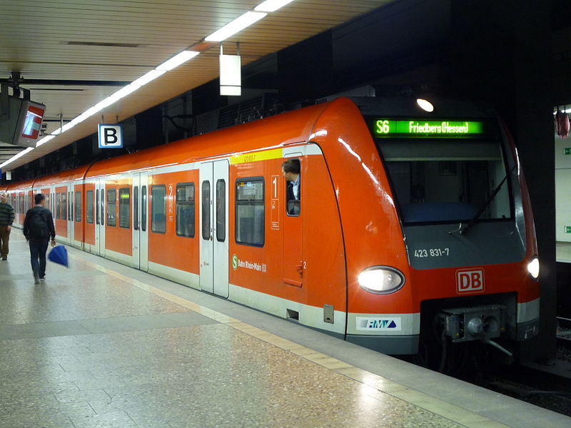 File:S-Bahn Ffm-Konstablerwache 771-zh.jpg