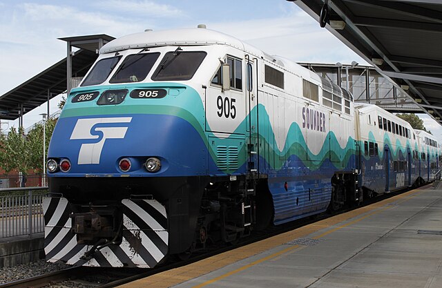 A Sounder commuter train at Everett Station