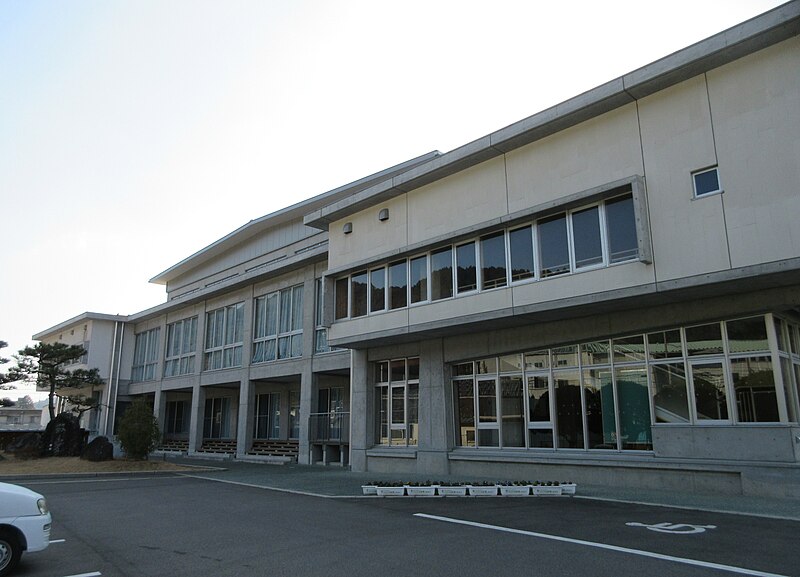 File:Sanagochi Village Sanagochi Elementary School and Junior High School.JPG