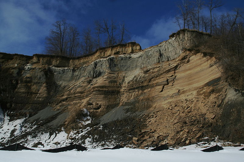 File:Scarborough Bluffs 02.jpg