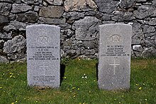 Graves of two crewmen of William Humphries Schotland bemanning William Humphries 12-05-2010 11-08-36.JPG