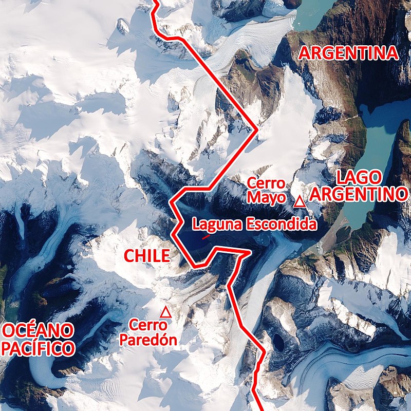 800px-Secci%C3%B3n_del_l%C3%ADmite_entre_Argentina_y_Chile_en_el_Campo_de_Hielo_Patag%C3%B3nico_Sur.jpg