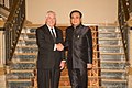 Davlat kotibi Tillerson Bosh vazir Chan-o-cha (36274753592) .jpg bilan uchrashdi