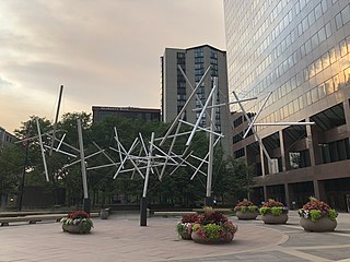 <i>Soft Landing</i> (Snelson) Sculpture by Kenneth Snelson in Denver, Colorado, U.S.