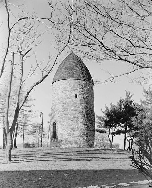 File:SomervillePowderhouse1935.jpg