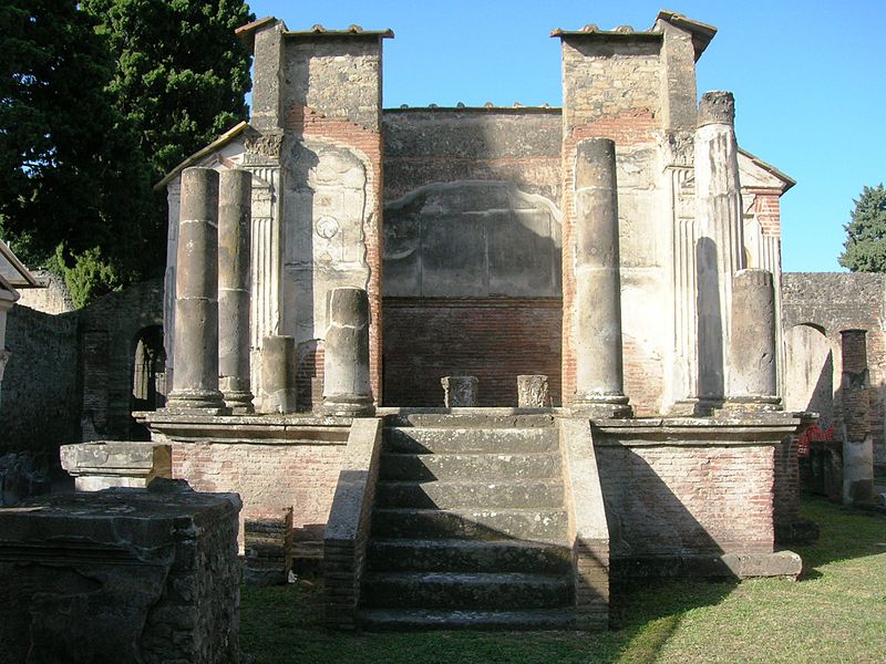 File:Tempio di Iside 12.JPG