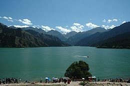 Tianshan tianchi.jpg