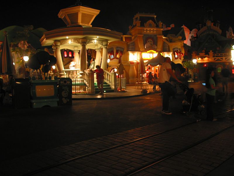 File:Toon town night View - panoramio.jpg