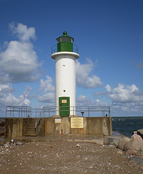 File:Ventspils lighthouse.jpg