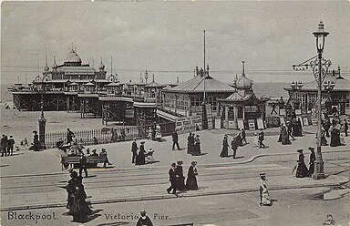 Victoria Pier (now South Pier) in 1904 Victoria Pier (now South Pier) in 1904.jpg