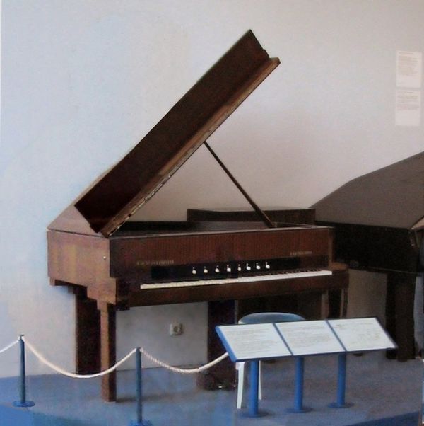 Vierling-Förster piano (1937)
