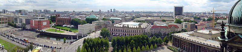 Tanaw ng Mitte mula sa Katedral ng Berlin