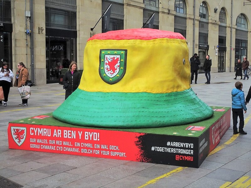 File:Wales bucket hat in The Hayes, Cardiff (2).jpg
