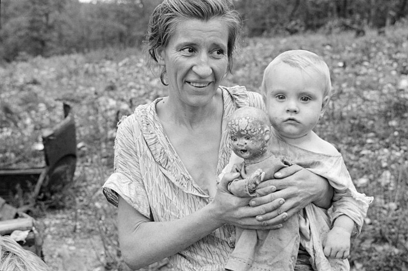 File:Wife and child of sharecropper, Arkansas, 8a16211.jpg