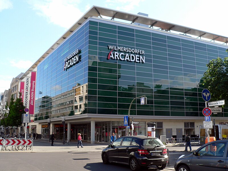 File:Wilmersdorfer Arcaden, Wilmersdorfer Straße 46 (Berlin-Charlottenburg).jpg