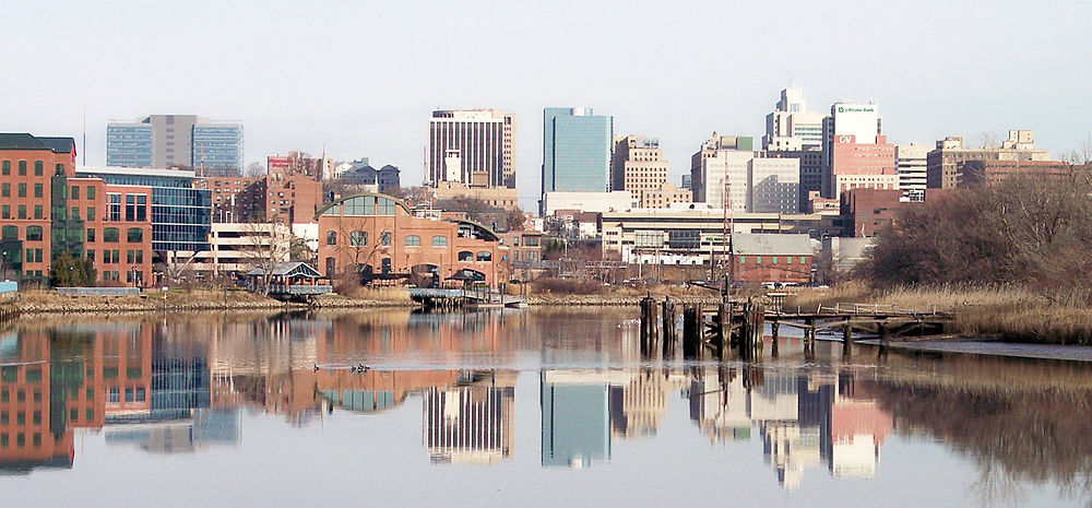 The population density of Wilmington in Delaware is 1614.65 people per square kilometer (4182.47 / sq mi)