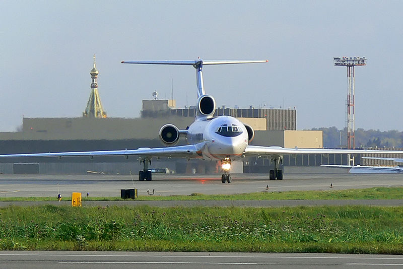 File:"Aeroflot" Tu-154m RA-85644 (4717982761).jpg