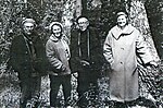 Миниатюра для Файл:На Атайской опытной станции( Барнаул май 1963г.).jpg