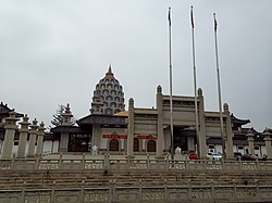 Entrada para o Templo Baolin no distrito de Wujin