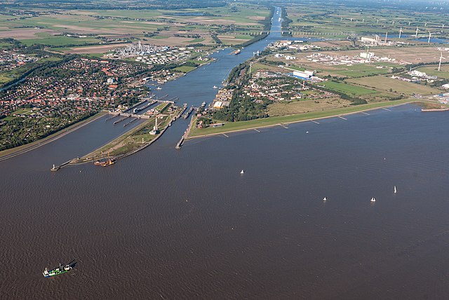 Locks at Brunsbüttel connecting the canal to the River Elbe estuary, and thence to the North Sea