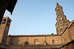 1753 - Milano - Abbazia di Chiaravalle - Francesco Pecorari (attr.) - Torre campanaria (1349) - Foto Giovanni Dall'Orto, 31-Oct-2009.jpg