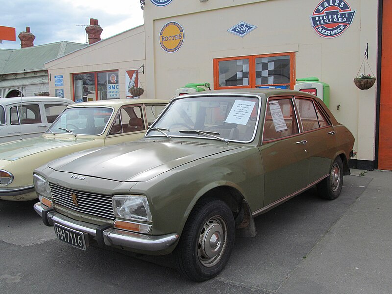 File:1974 Peugeot 504 Automatic (16193086255).jpg